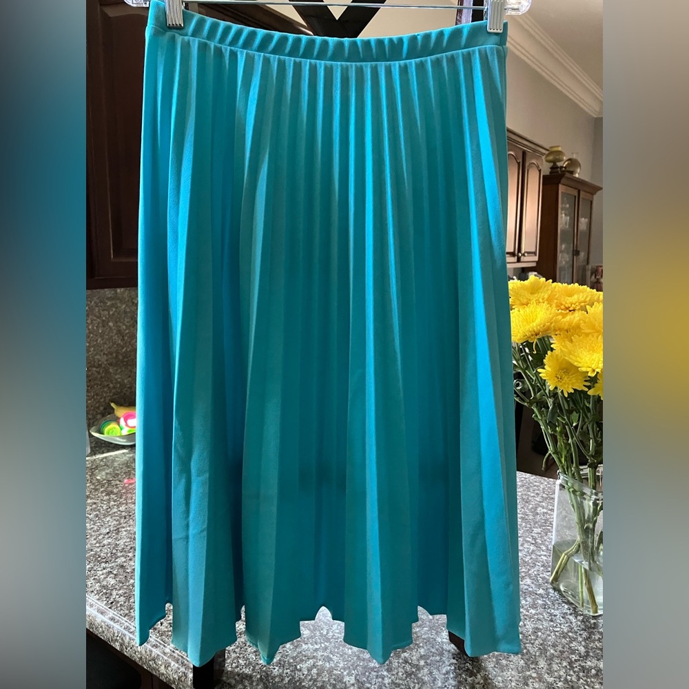 Sara Vibrant Blue Midi Skirt